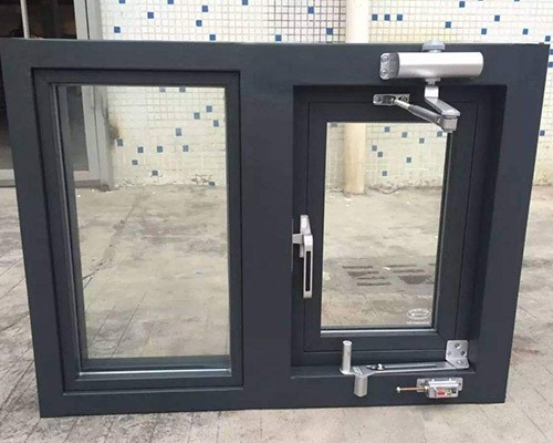 鋼質平開防火窗